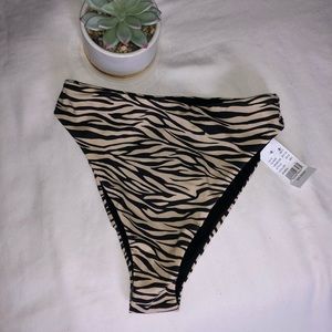 NWT Kendall & Kylie Bikini Bottoms